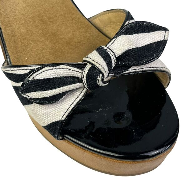 Michael Kors Wedge Woody Sandals Size 6.5 White Black Bow Ankle Strap - Picture 9 of 13